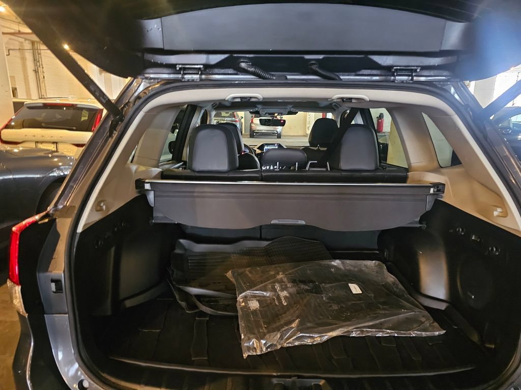Used 2023 Subaru Forester Touring AWD/4WD image 7