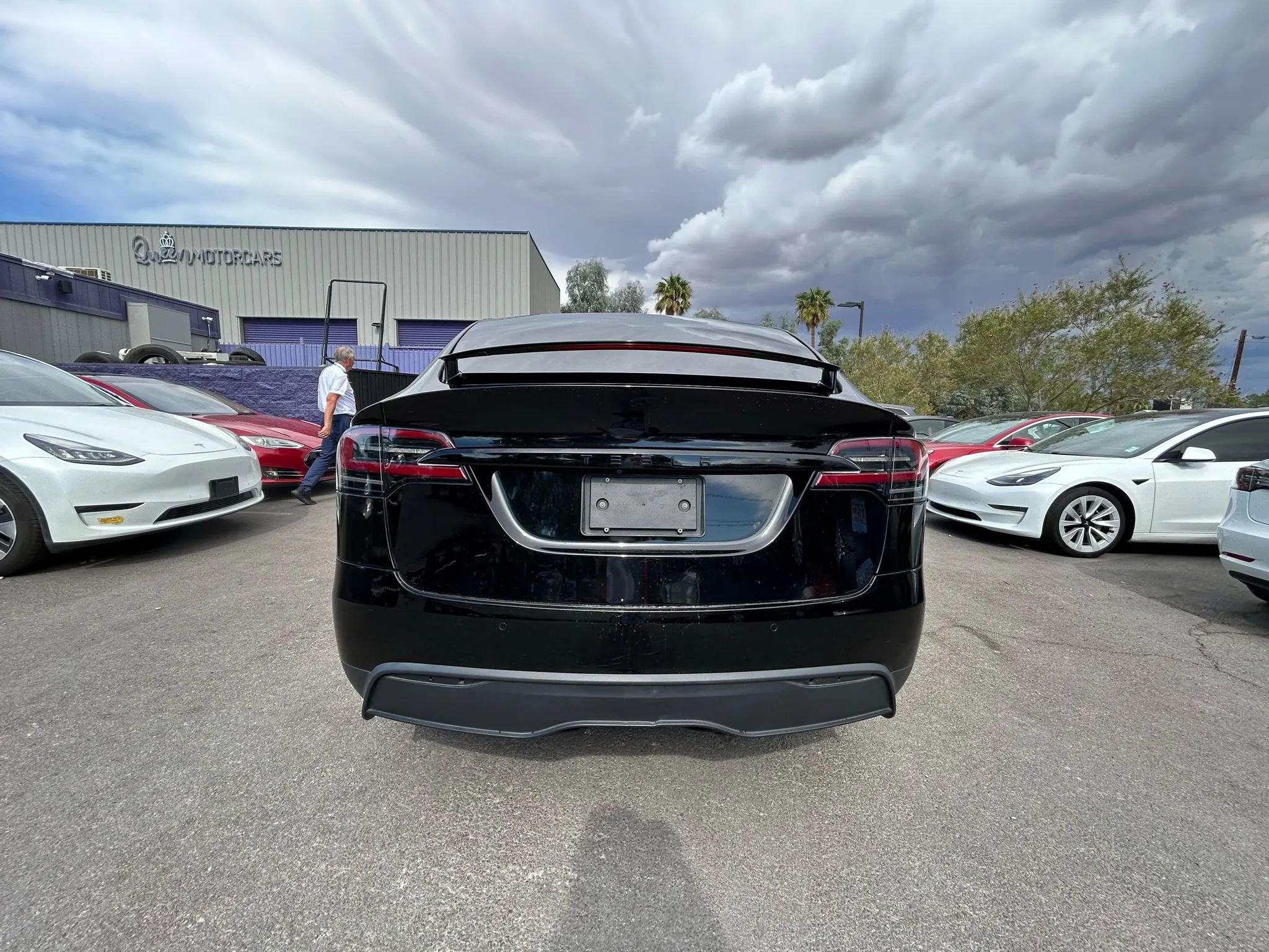 Used 2022 Tesla Model X image 5