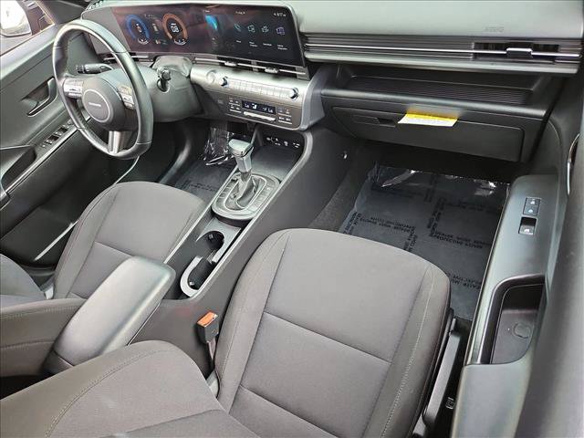 Used 2025 Hyundai Kona SEL FWD image 21