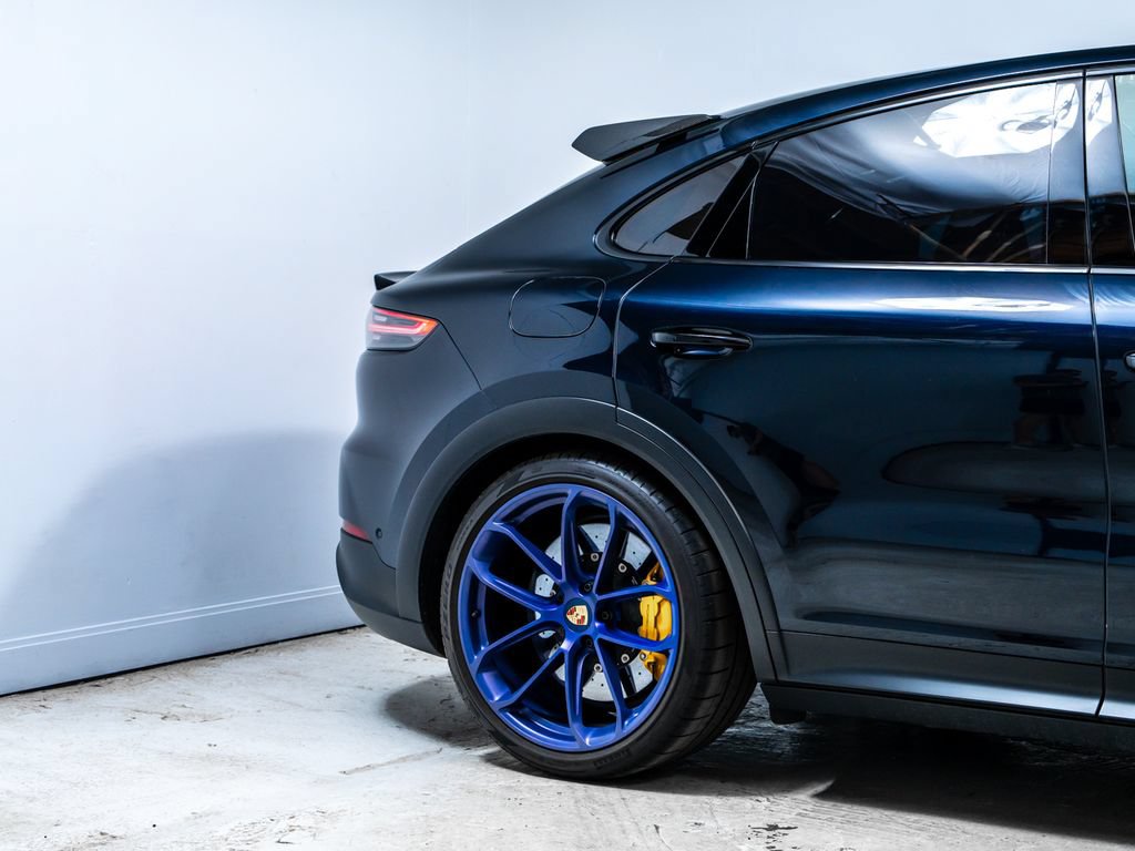 Certified 2023 Porsche Cayenne Turbo GT AWD/4WD image 11