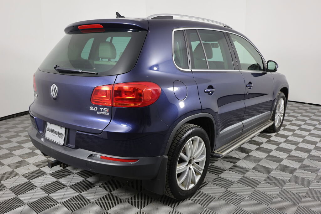 Used 2014 Volkswagen Tiguan SEL image 2
