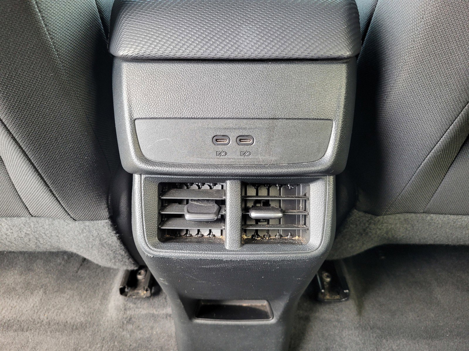 Used 2025 Chevrolet Equinox LT image 14