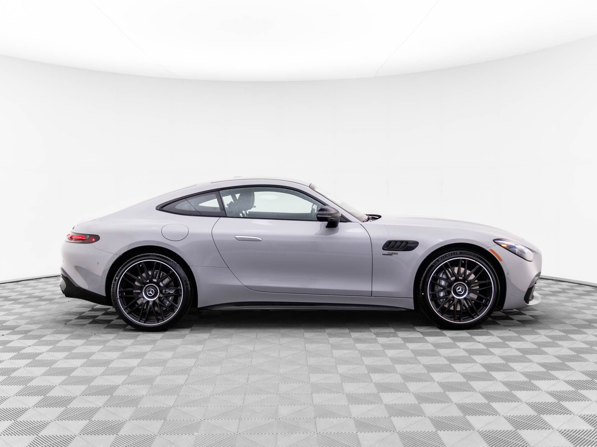 New 2025 Mercedes-Benz AMG GT 43 image 6