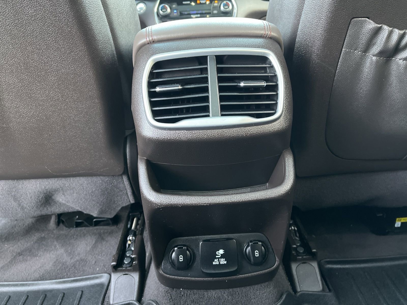 Used 2020 Hyundai Santa Fe Limited image 32