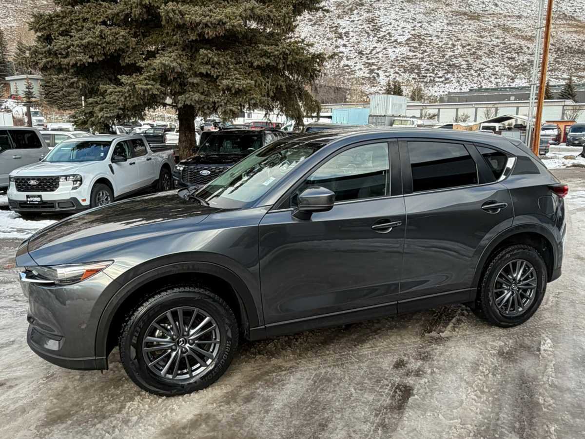 Used 2021 MAZDA CX-5 Touring image 11