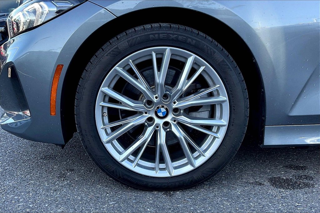 Used 2024 BMW 330i Sedan w/ Convenience Package image 9