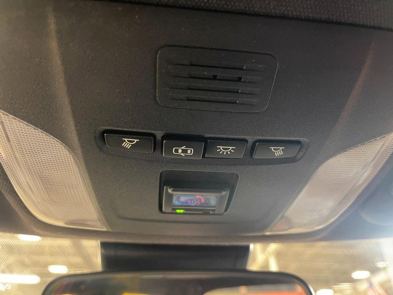 Used 2022 Toyota Corolla SE image 30