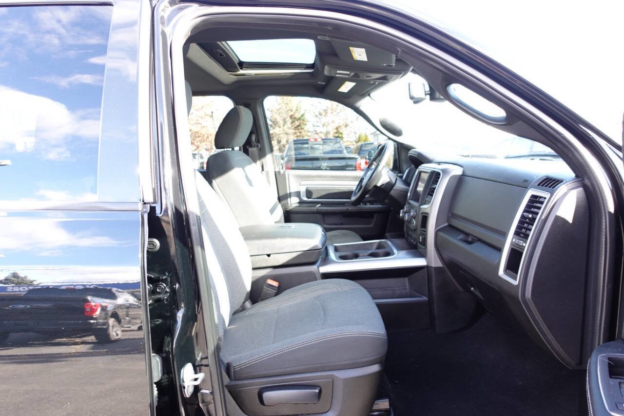 Used 2021 RAM 1500 Classic Warlock image 34