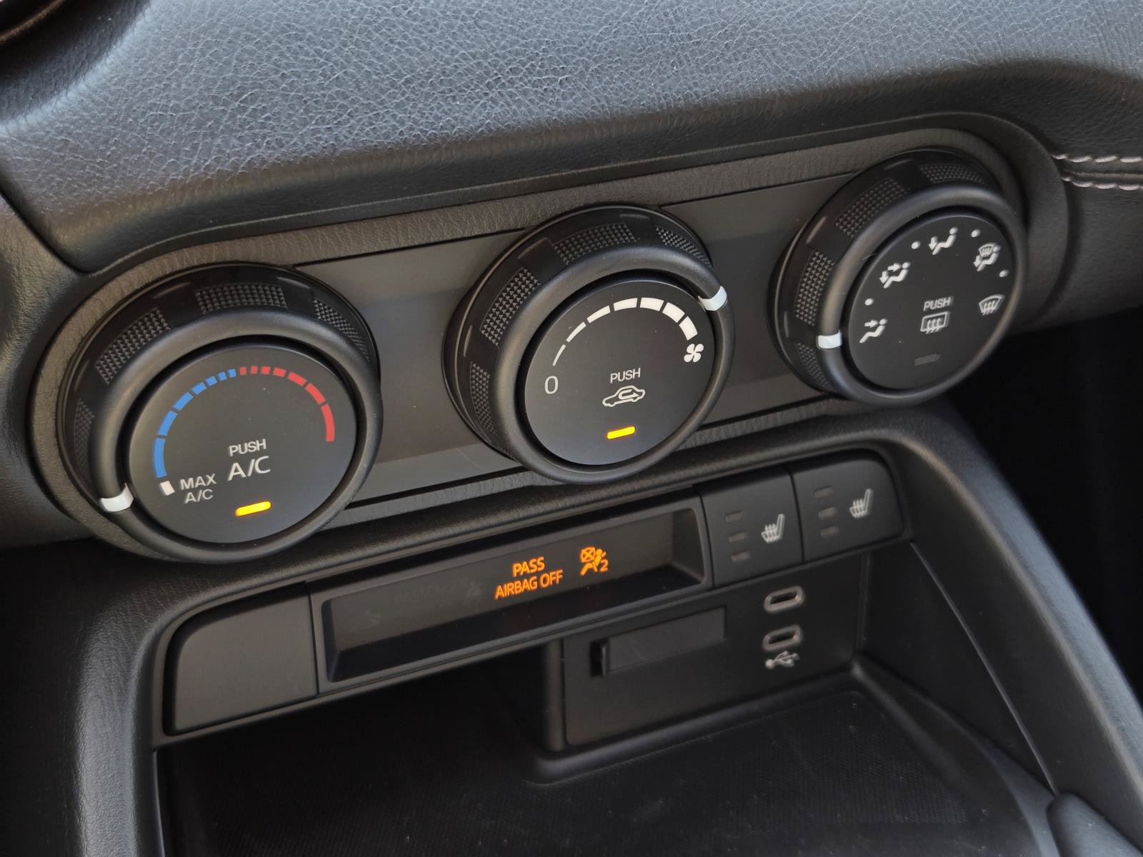 New 2026 MAZDA MX-5 Miata Club w/ Interior Package RWD image 19