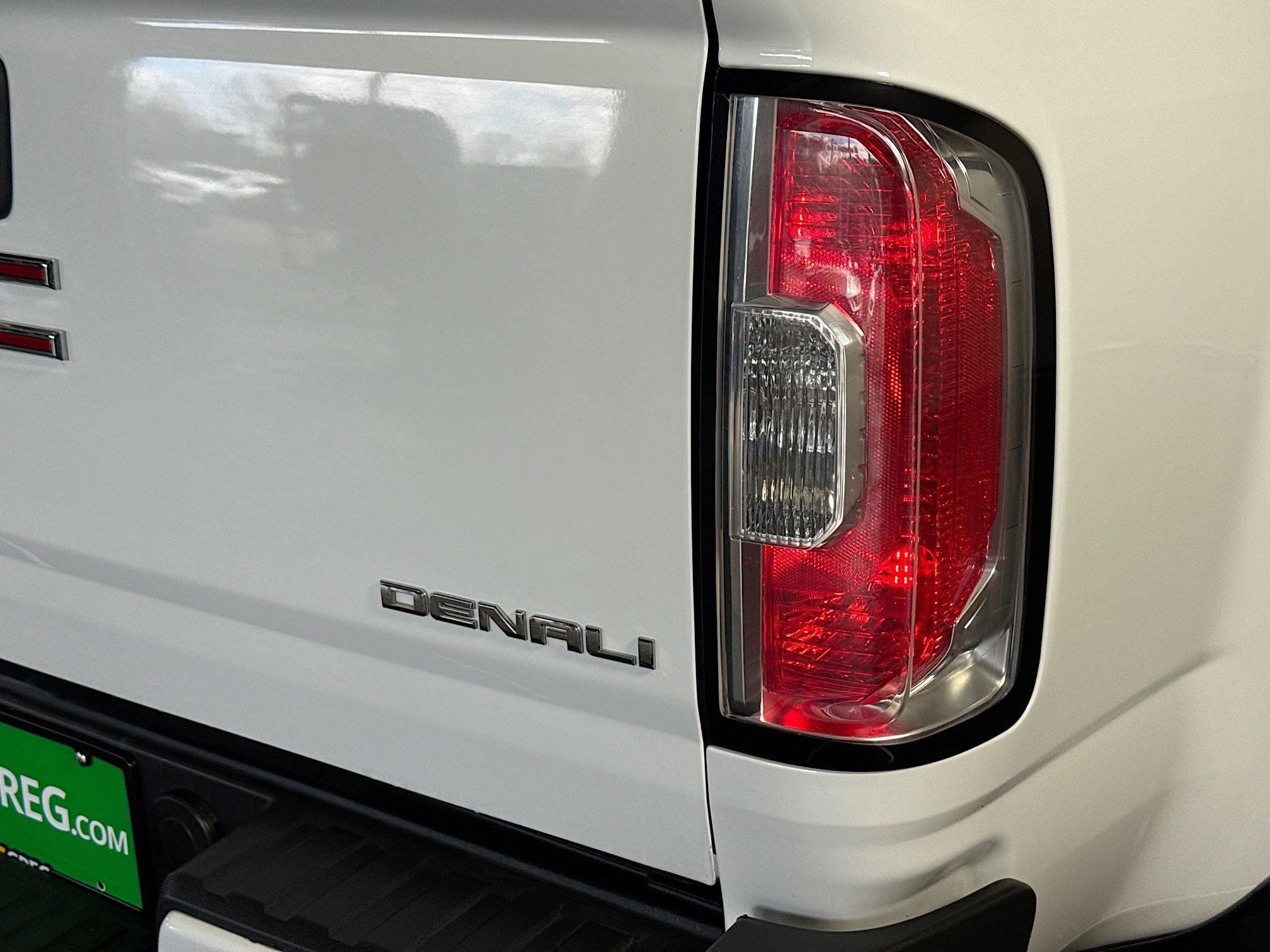 Used 2018 GMC Canyon Denali image 33