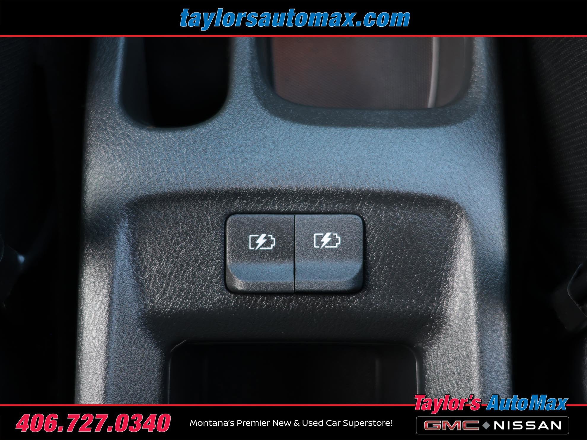 Used 2023 Nissan Kicks S image 17