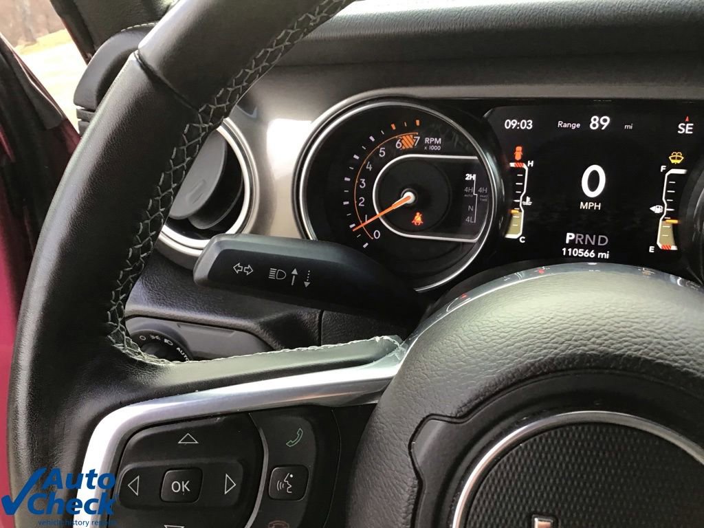 Used 2022 Jeep Wrangler Unlimited Sahara w/ Cold Weather Group image 31