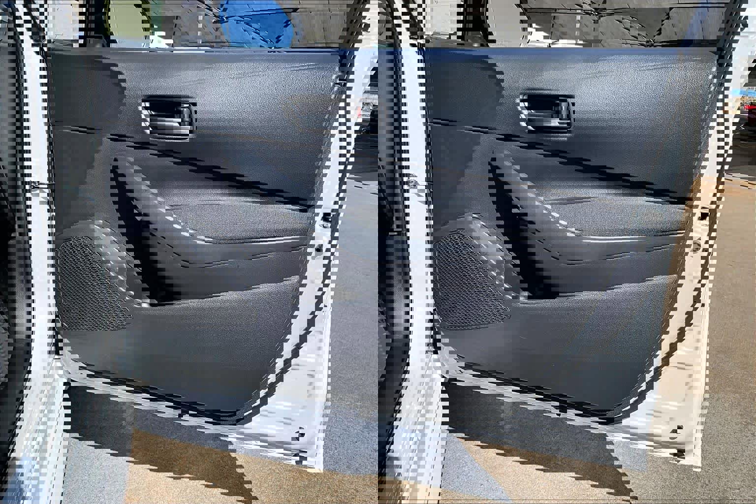 Used 2025 Toyota Corolla LE image 25