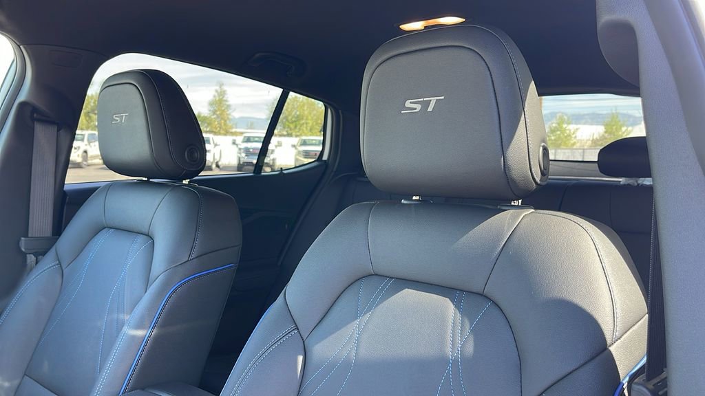 New 2026 Buick Envista Sport Touring w/ Convenience I Package image 12