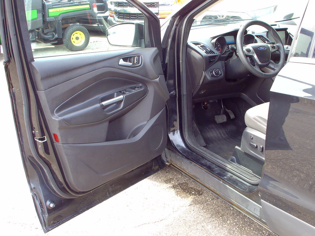 Used 2015 Ford Escape SE w/ Equipment Group 201A AWD/4WD image 5