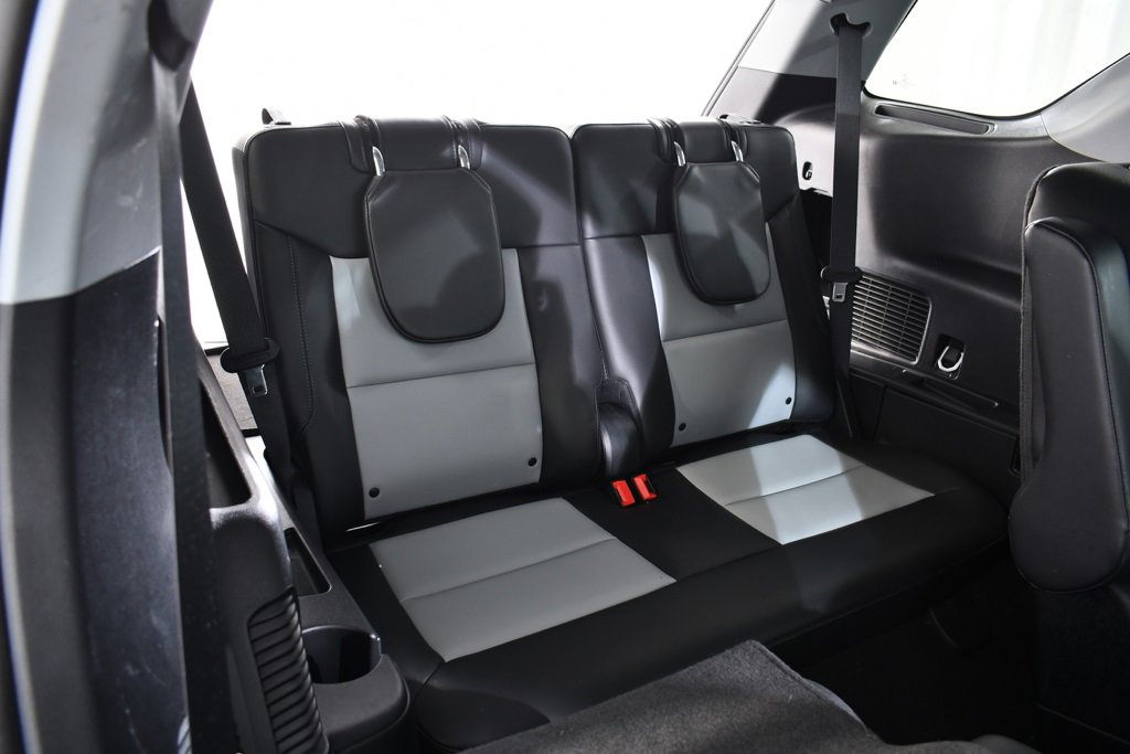 Used 2023 Ford Explorer XLT w/ Equipment Group 202A image 20