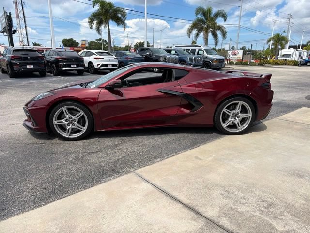 Used 2020 Chevrolet Corvette Stingray Preferred Cpe w/ 2LT Preferred Equipment Group RWD image 5