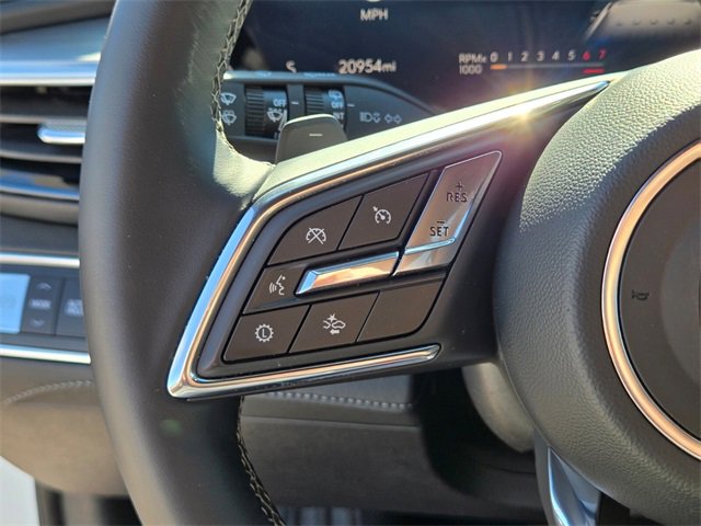 Used 2025 Buick Enclave Preferred image 28