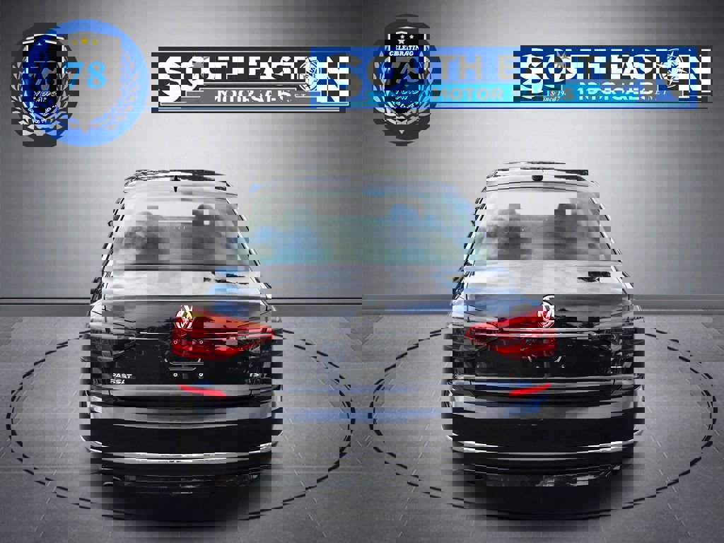 Used 2017 Volkswagen Passat 1.8T R-Line image 4