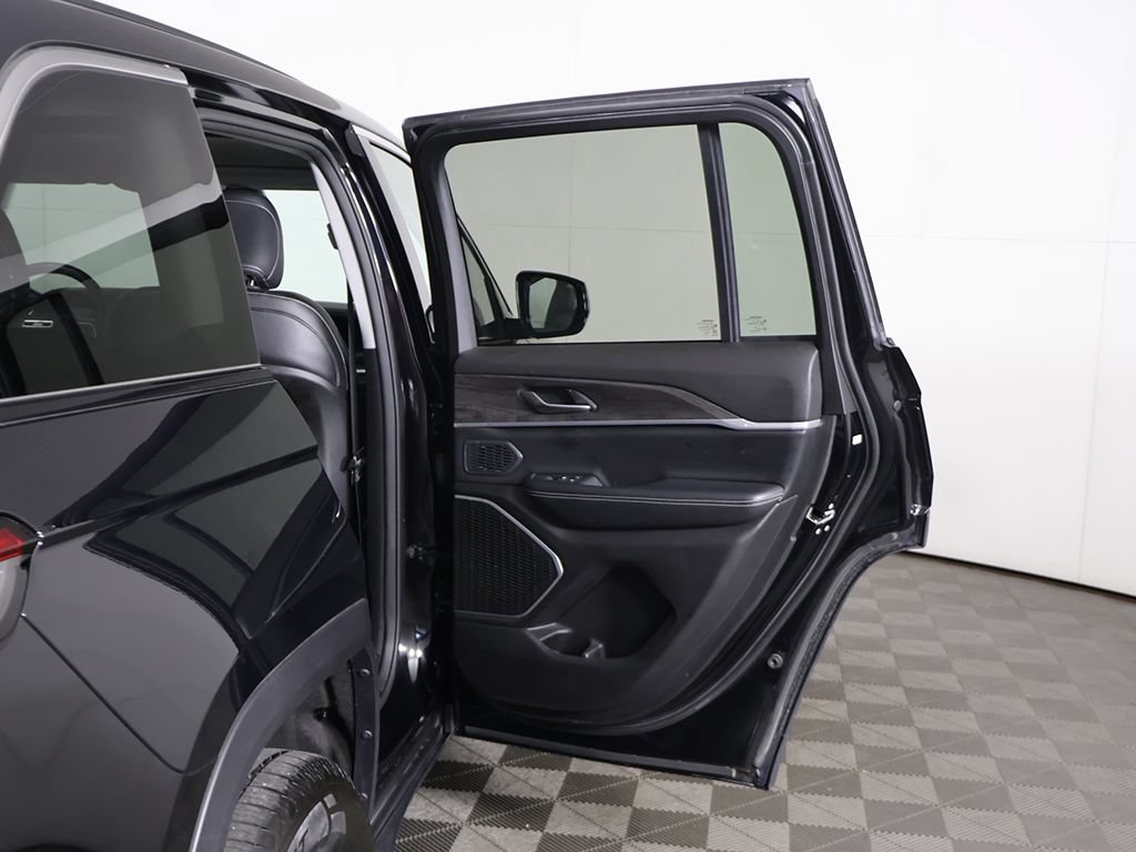Used 2024 Jeep Grand Cherokee Limited 4xe AWD/4WD image 26
