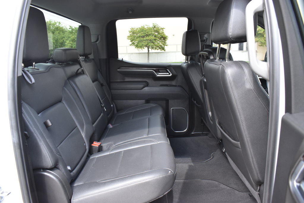 Used 2026 GMC Sierra 1500 SLT AWD/4WD image 12
