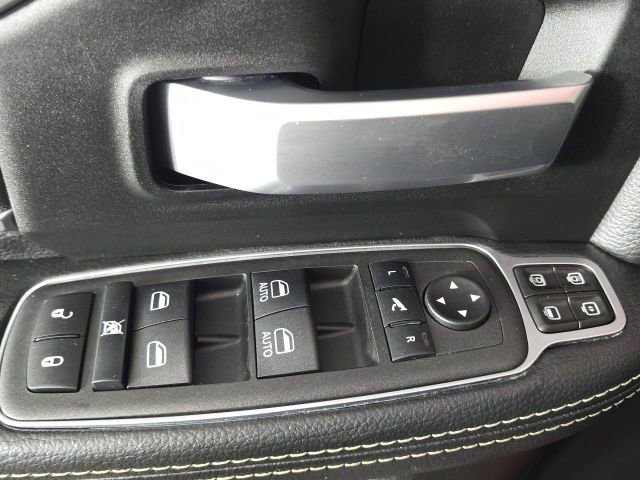 Used 2024 RAM 2500 Big Horn w/ Sport Appearance Package image 22