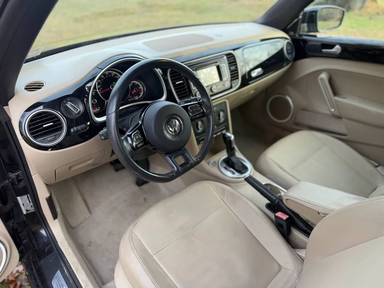 Used 2013 Volkswagen Beetle 2.5 image 7