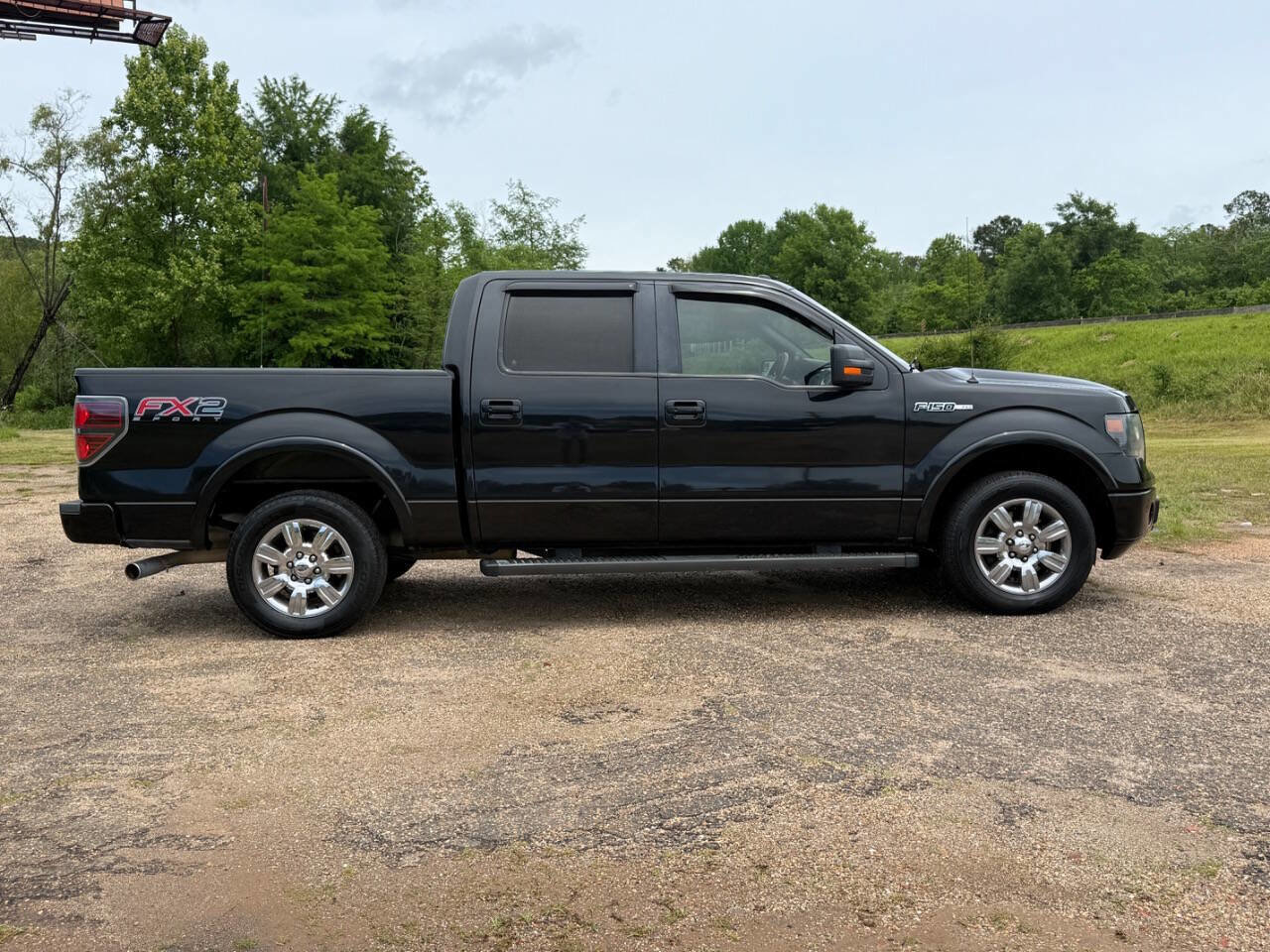 Used 2014 Ford F150 FX2 w/ Equipment Group 402A Luxury RWD image 6