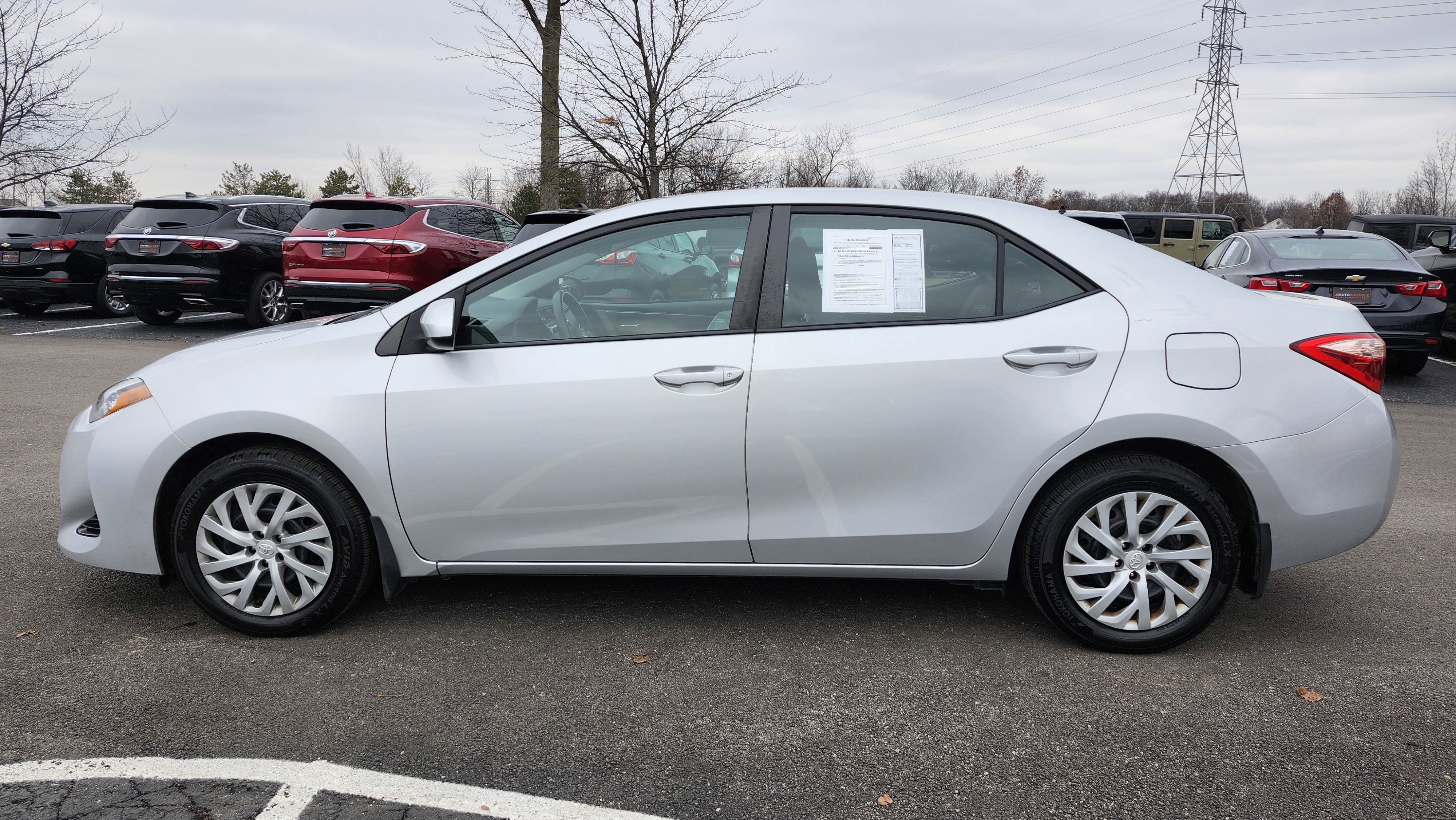 Used 2017 Toyota Corolla LE image 11