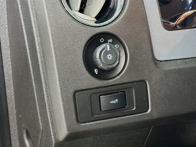 Used 2014 Ford F150 XLT w/ Equipment Group 302A Luxury image 11