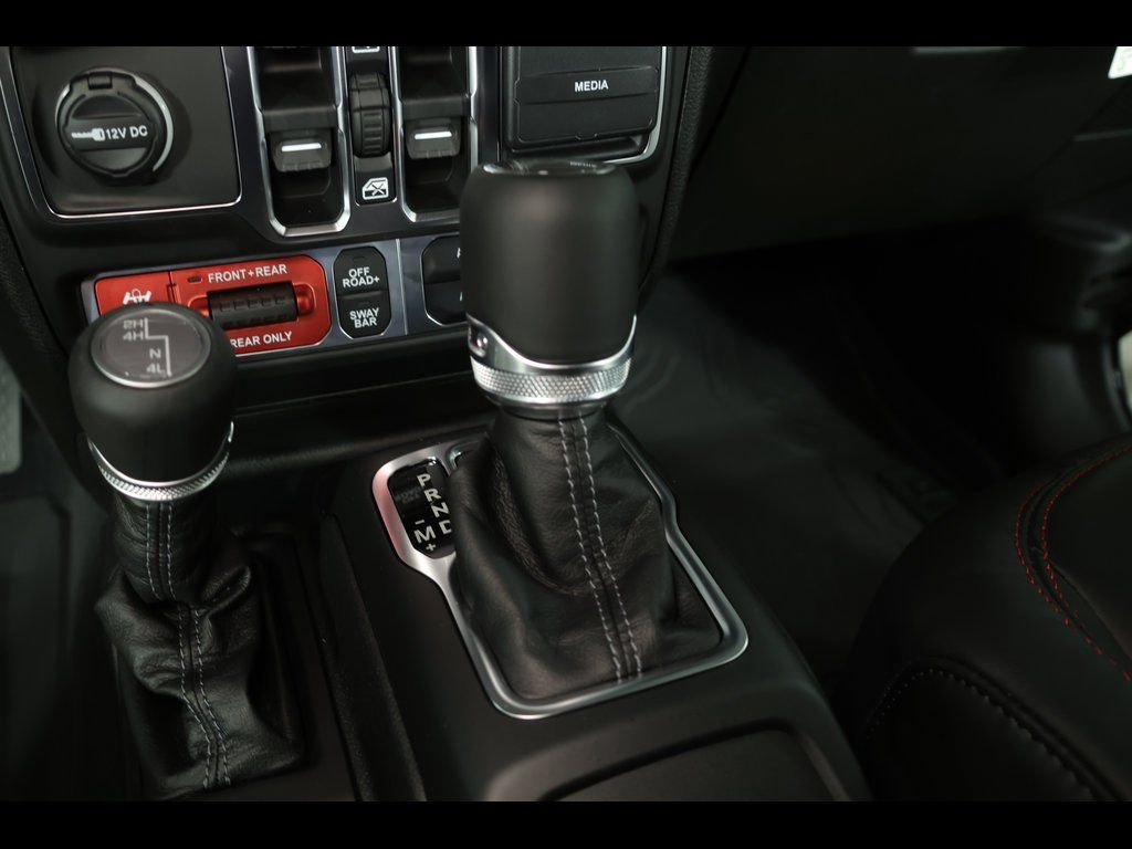 New 2026 Jeep Wrangler Unlimited Rubicon w/ Safety Group image 23