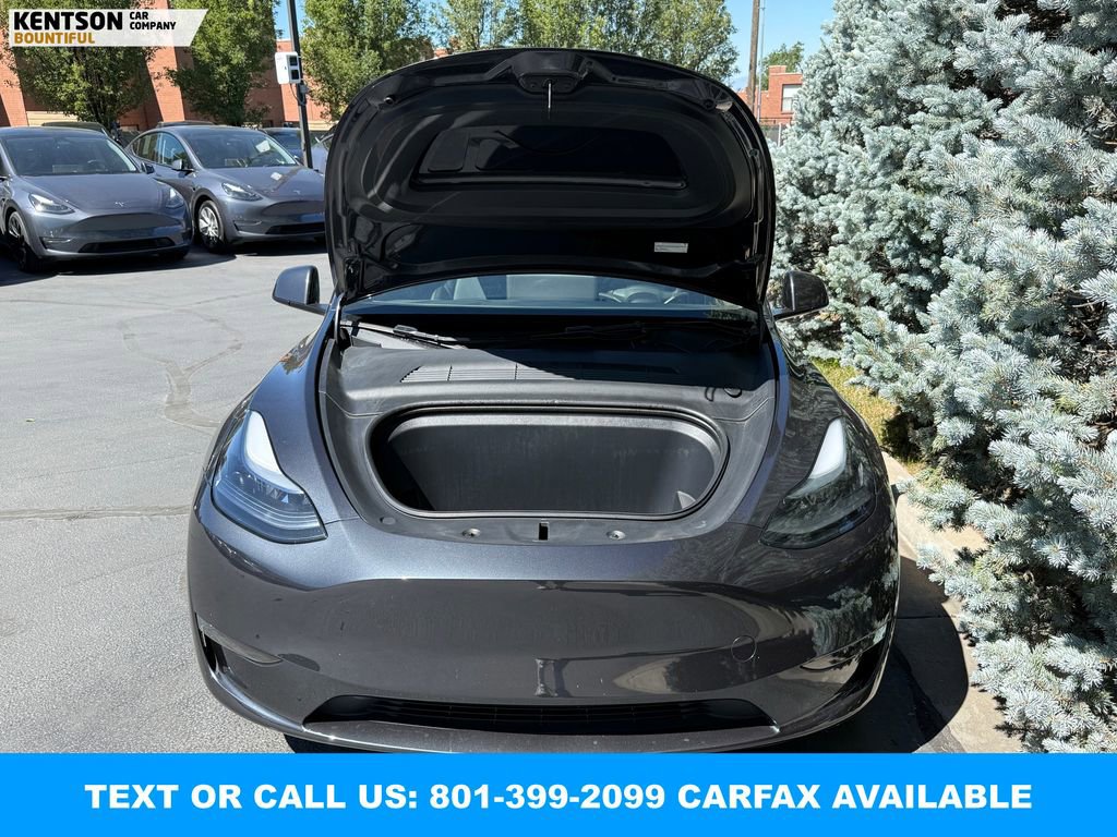 Used 2025 Tesla Model Y Long Range AWD/4WD image 28