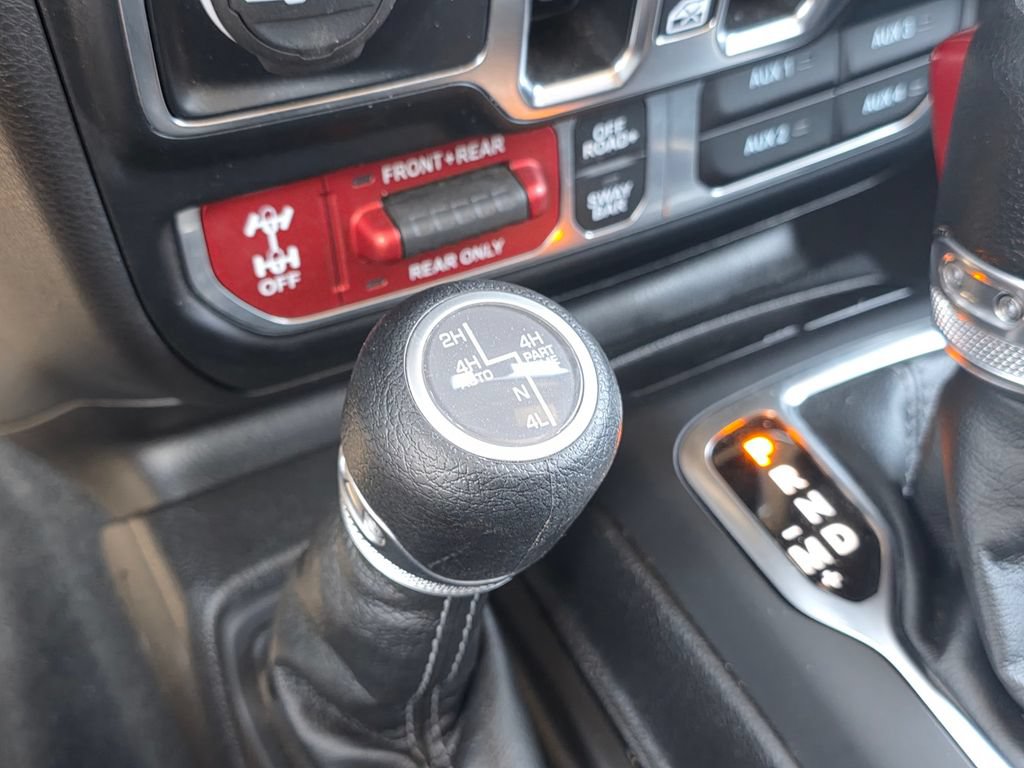 Used 2024 Jeep Wrangler Unlimited Rubicon 4xe AWD/4WD image 30