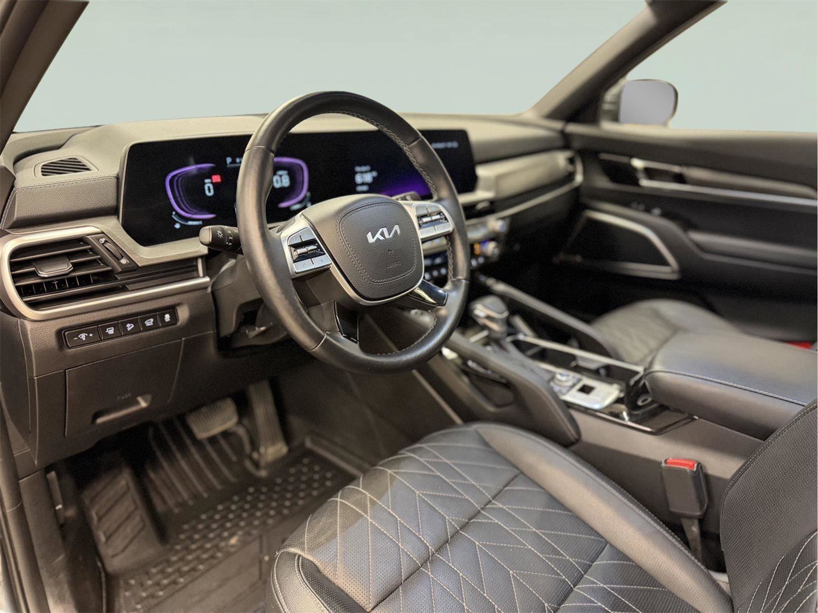 Used 2024 Kia Telluride EX X-Line image 25