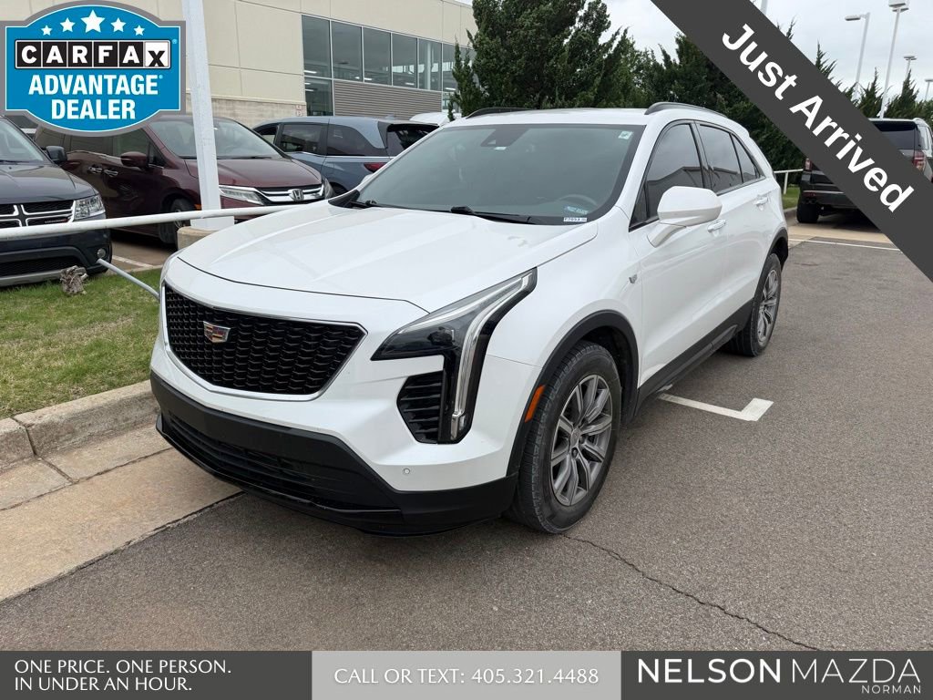 Used 2020 Cadillac XT4 Sport FWD image 1