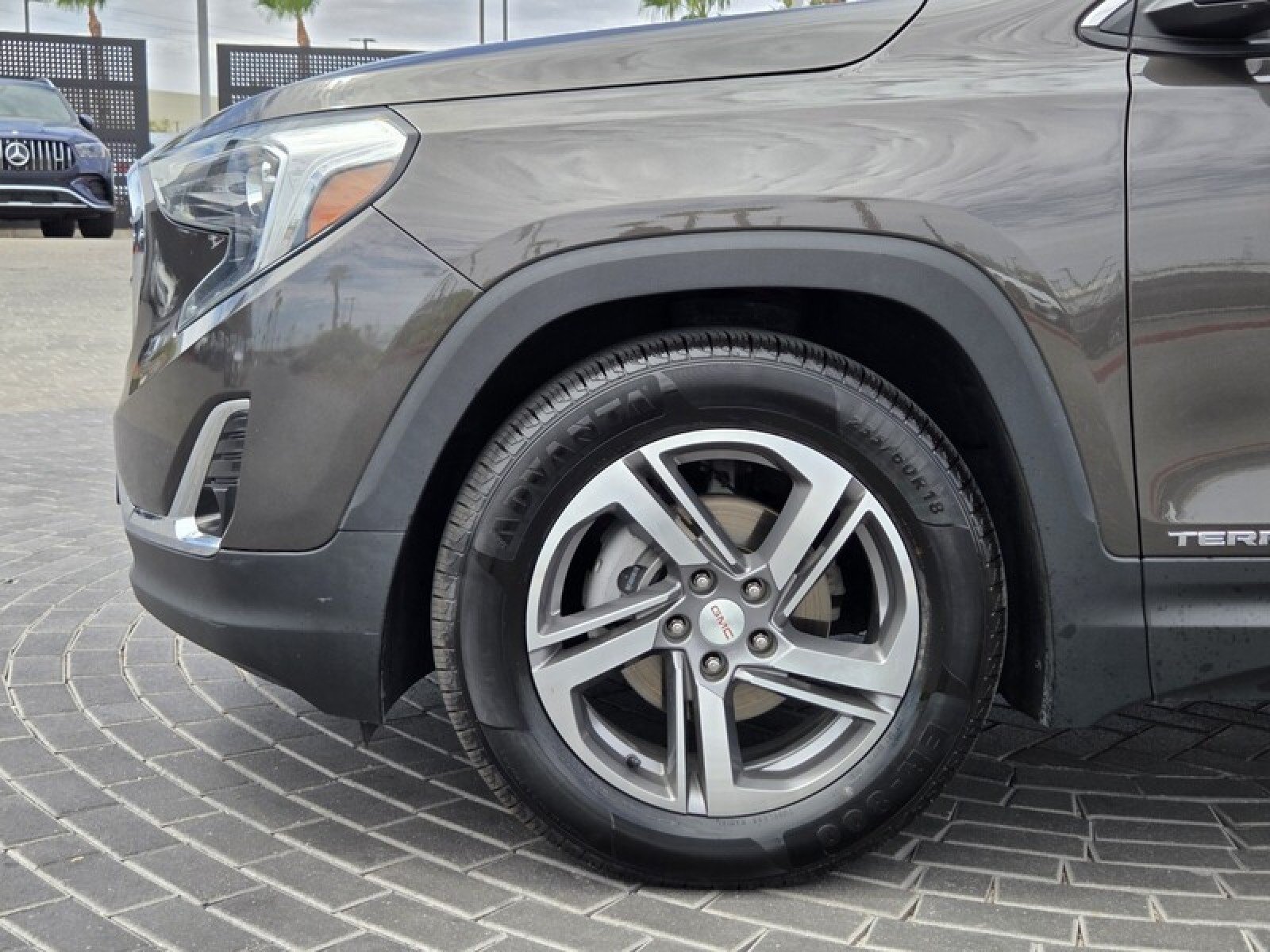 Used 2020 GMC Terrain SLT FWD image 12