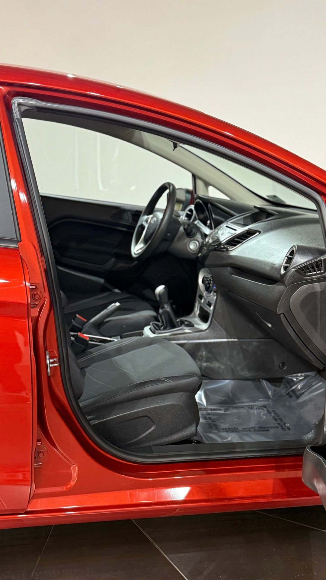 Used 2018 Ford Fiesta SE image 48