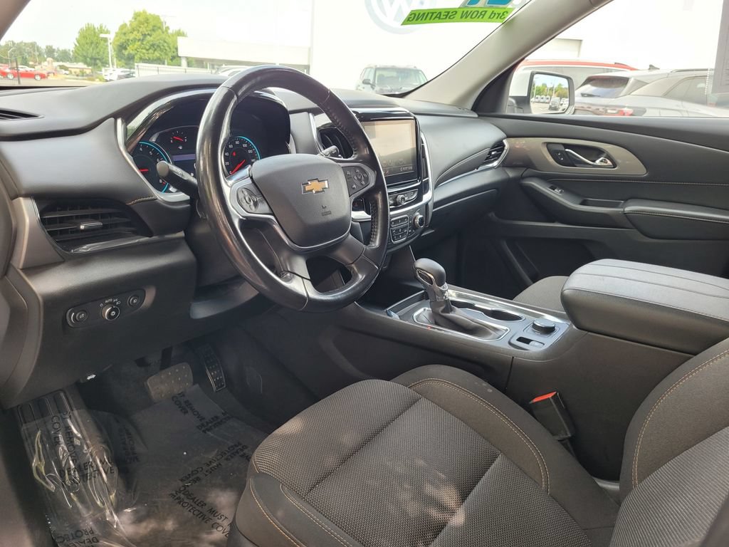 Used 2021 Chevrolet Traverse LT FWD image 10