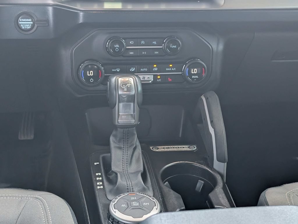 Used 2021 Ford Bronco Outer Banks AWD/4WD image 25