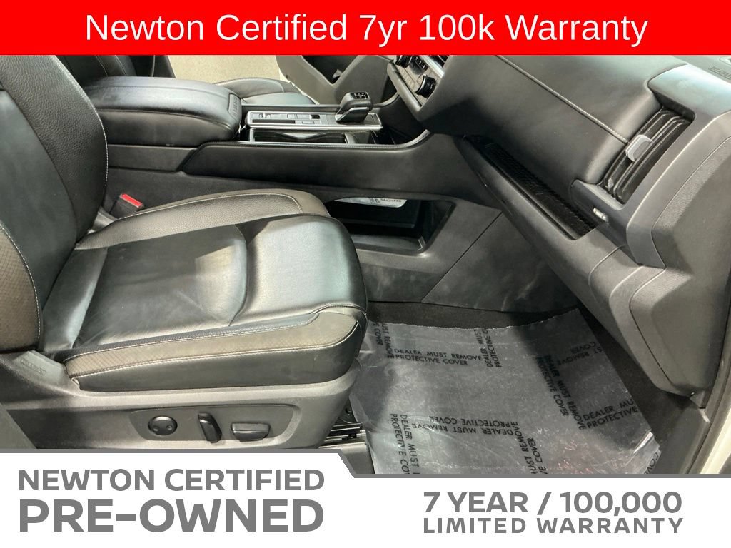 Used 2023 Nissan Pathfinder SL w/ Black Appearance Package FWD image 16