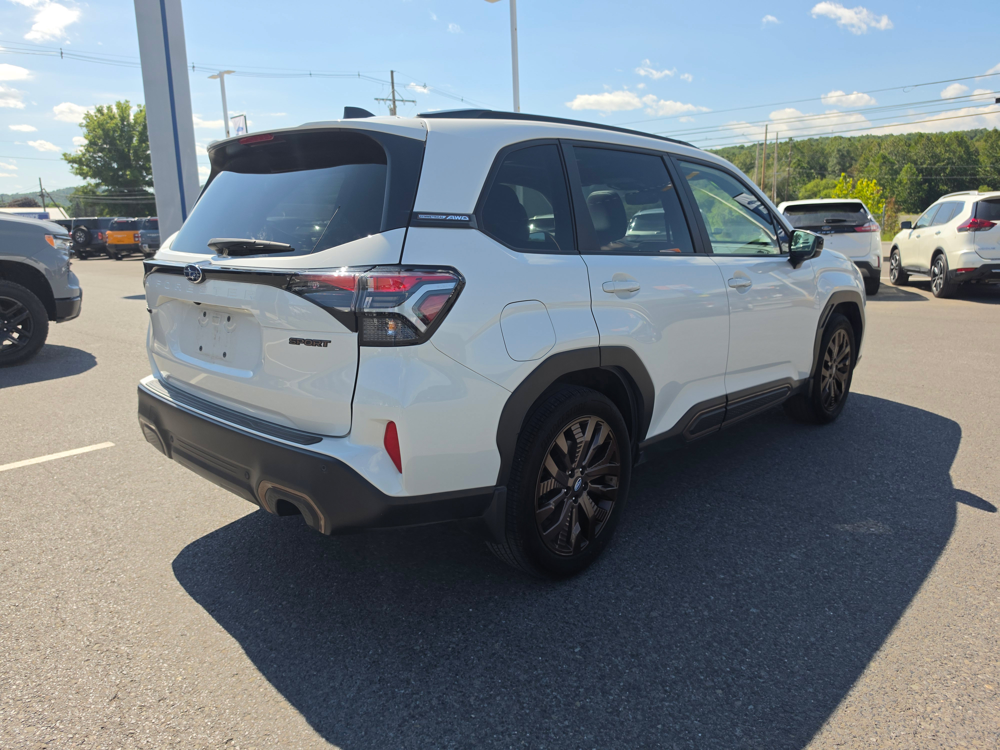 Used 2025 Subaru Forester Sport AWD/4WD image 3