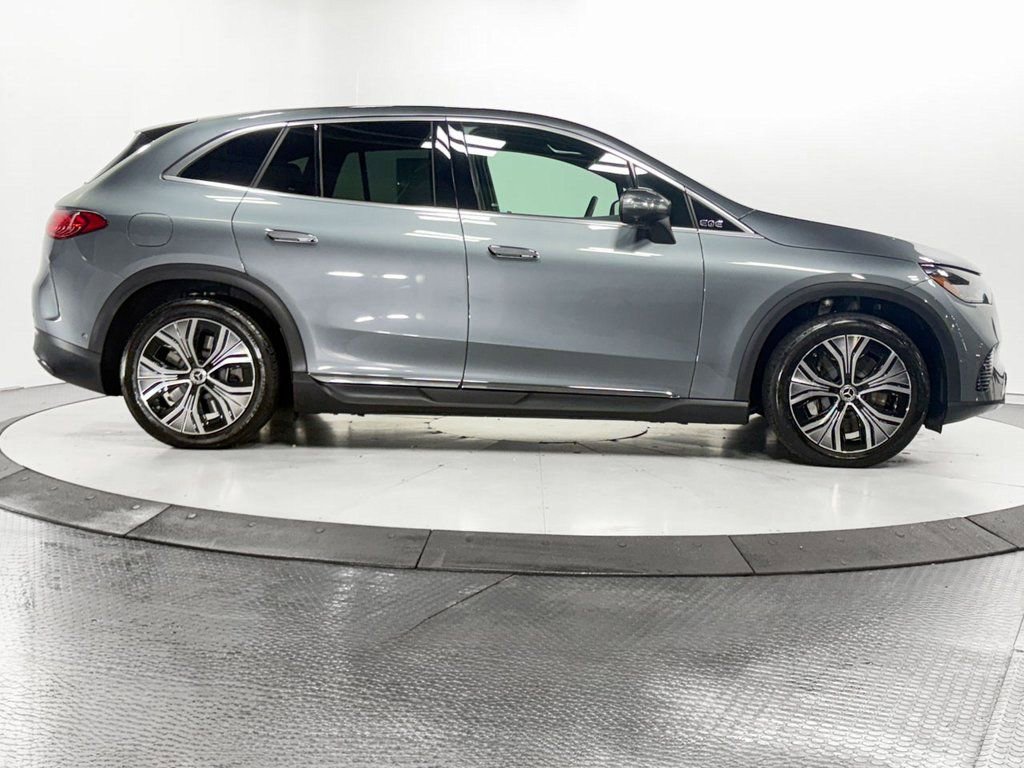 Used 2023 Mercedes-Benz EQE 350+ 4MATIC SUV image 35