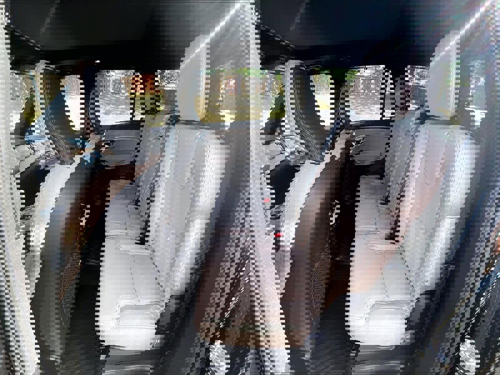 Used 2026 Volvo XC90 T8 Ultra w/ Lounge Package image 29