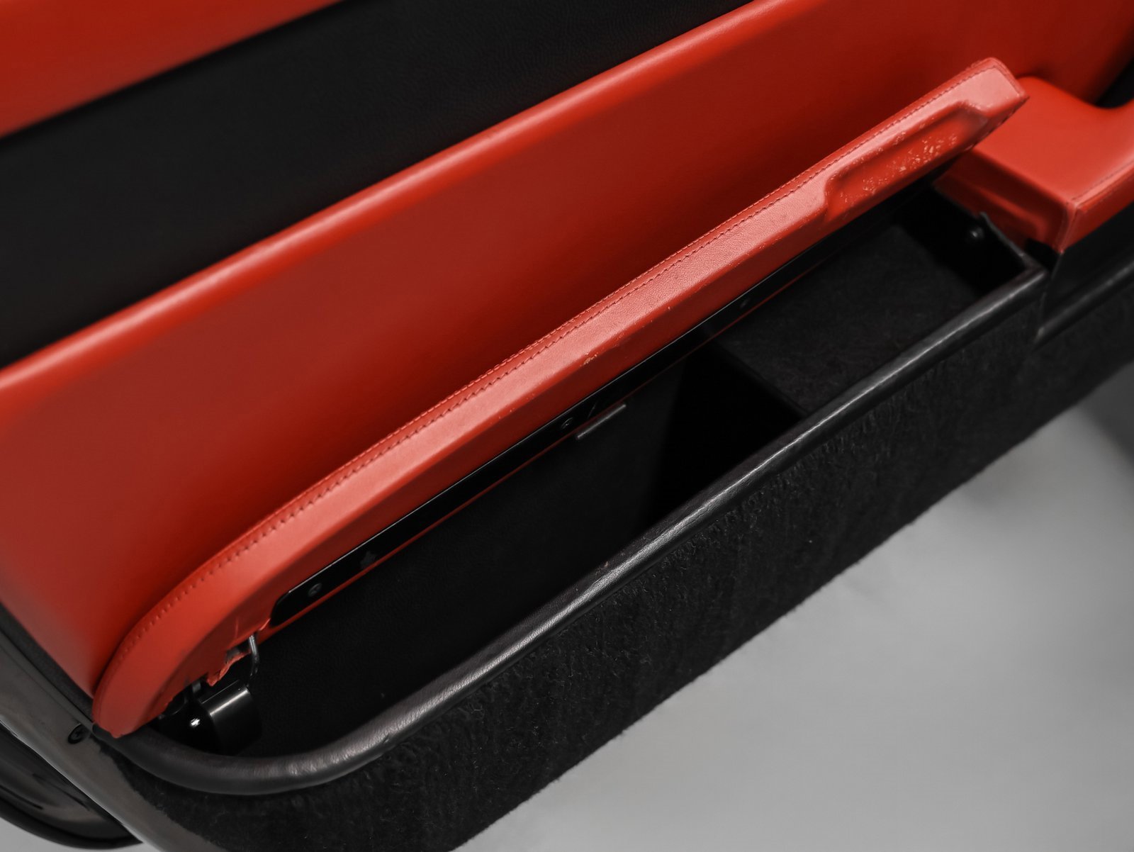 Used 1998 Porsche 911 Carrera S image 62