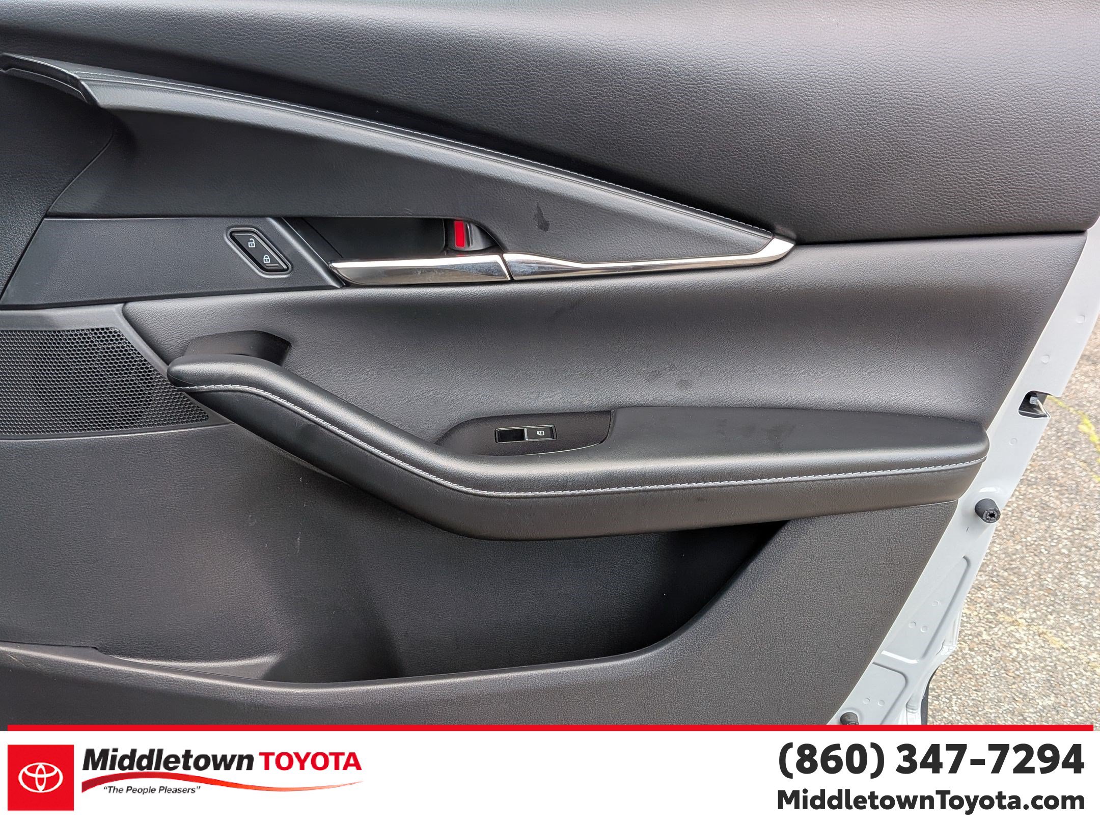 Used 2025 MAZDA CX-30 AWD 2.5 S w/ Preferred Package image 36