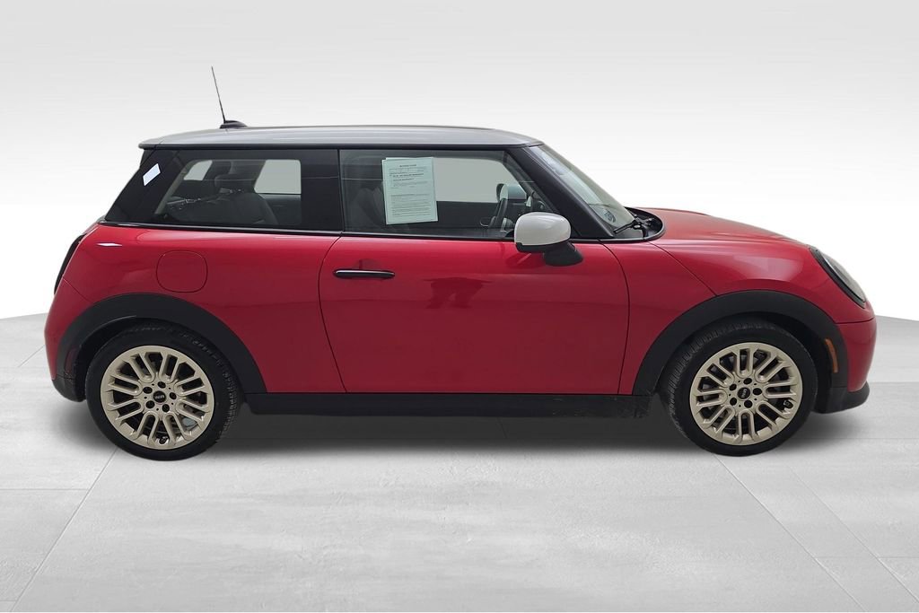 Certified 2025 MINI Cooper 2-Door Hardtop image 10