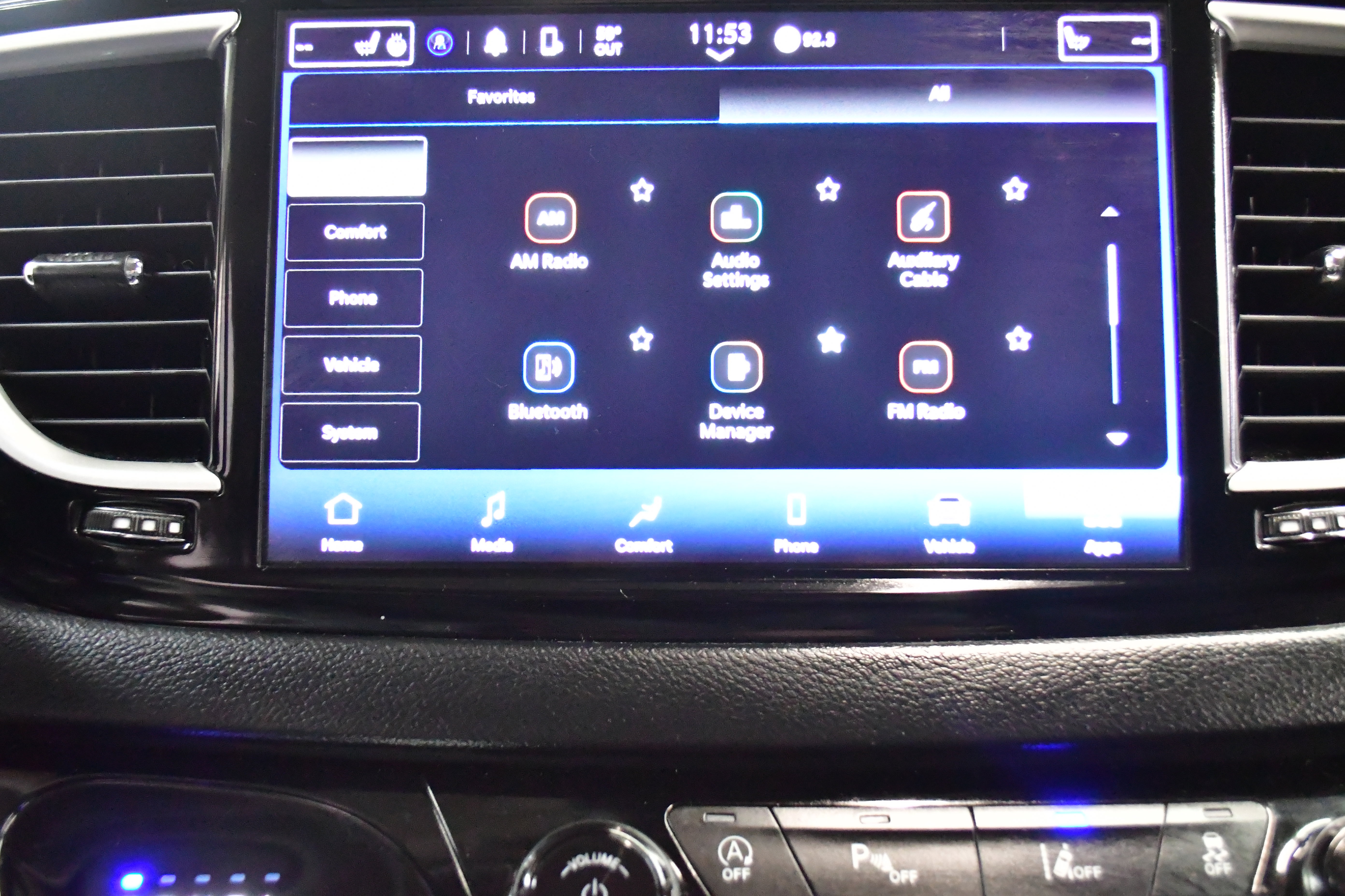 Used 2023 Chrysler Pacifica Touring-L FWD image 28