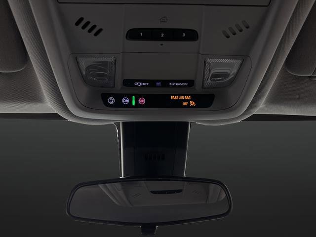 Used 2020 Chevrolet Equinox LT image 24