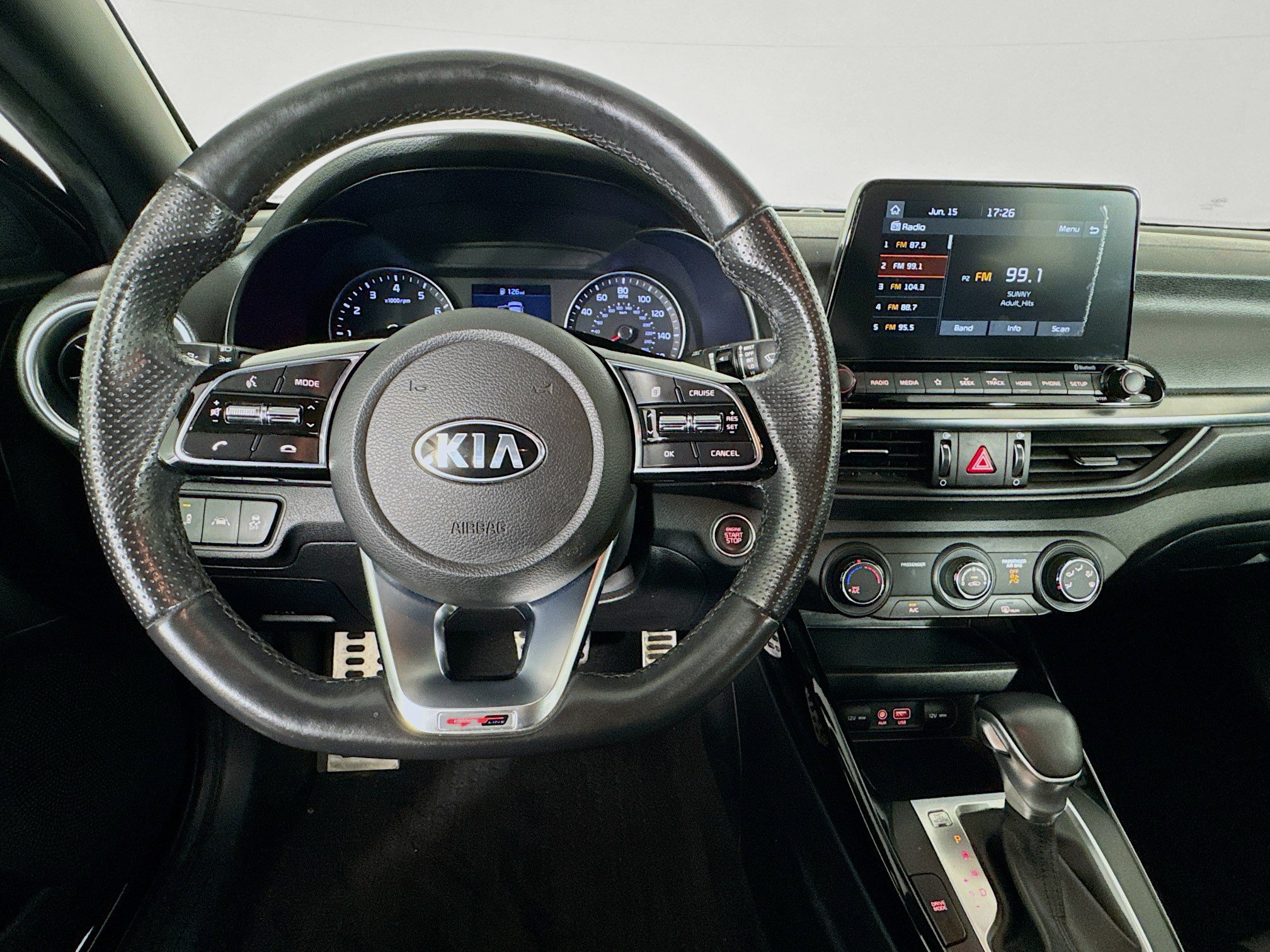Used 2020 Kia Forte GT-Line FWD image 11