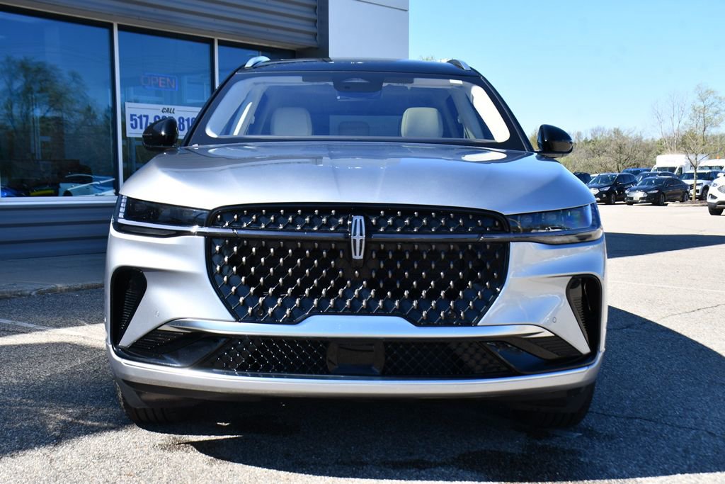 Used 2024 Lincoln Nautilus Black Label AWD/4WD image 9